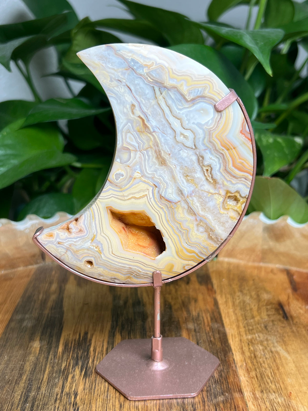 Yellow Crazy Lace Agate Moon: ZA