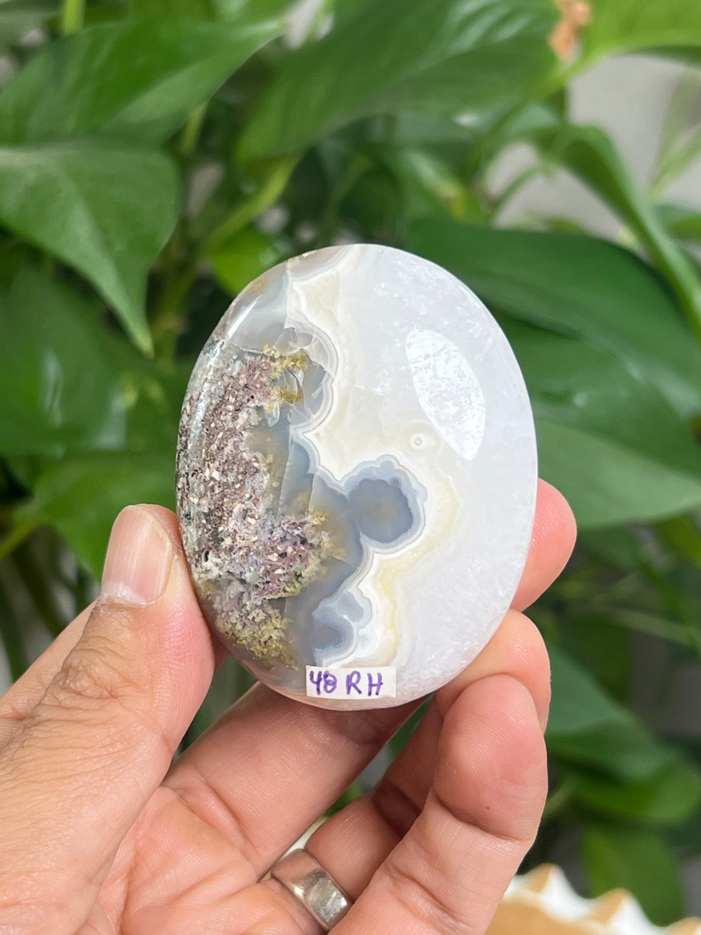 Scenic Moss Agate Palmstone: RH