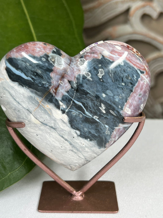 River Jasper Heart
