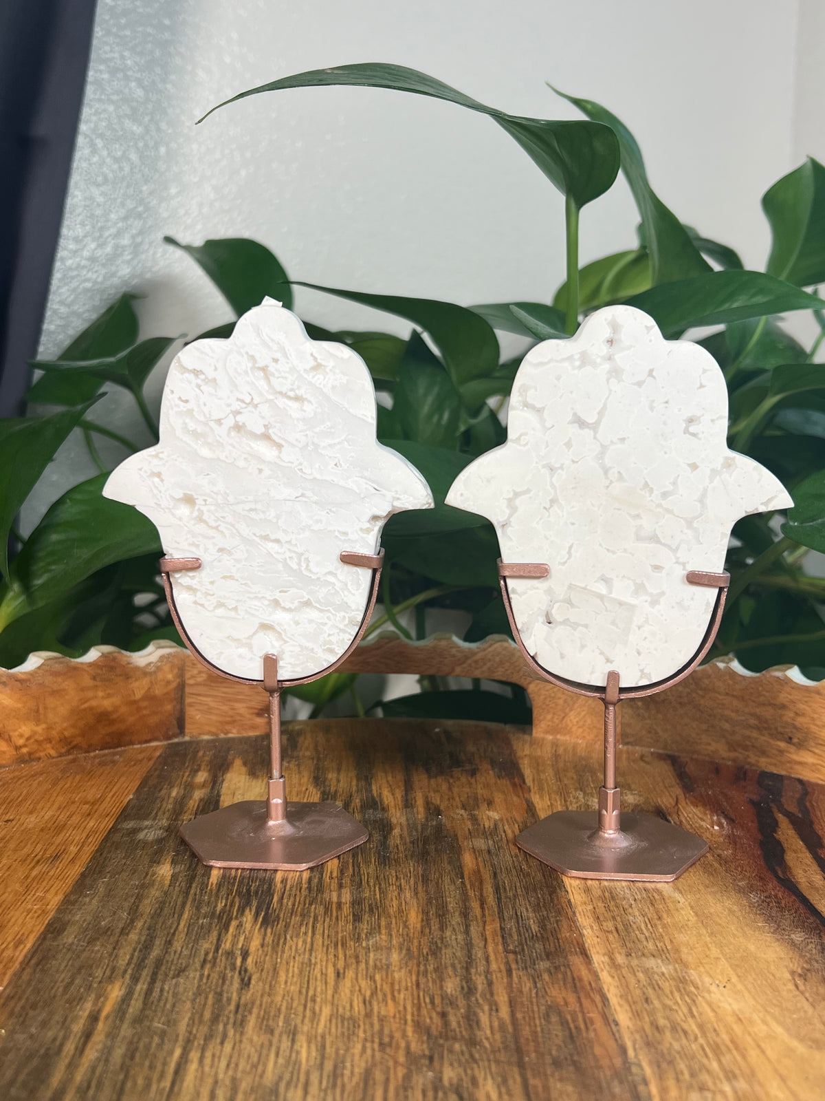 White Plume Agate Hamsa