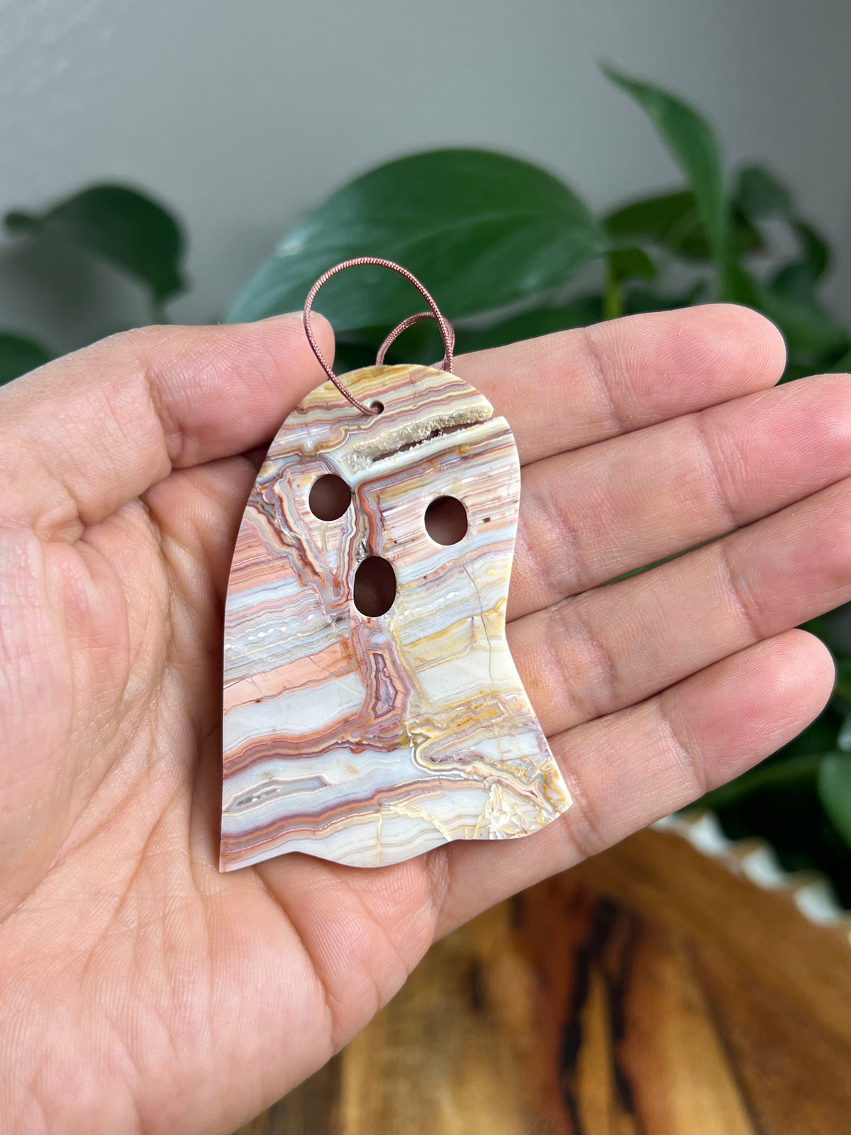 Crazy Lace Agate Ornament Ghost: DE