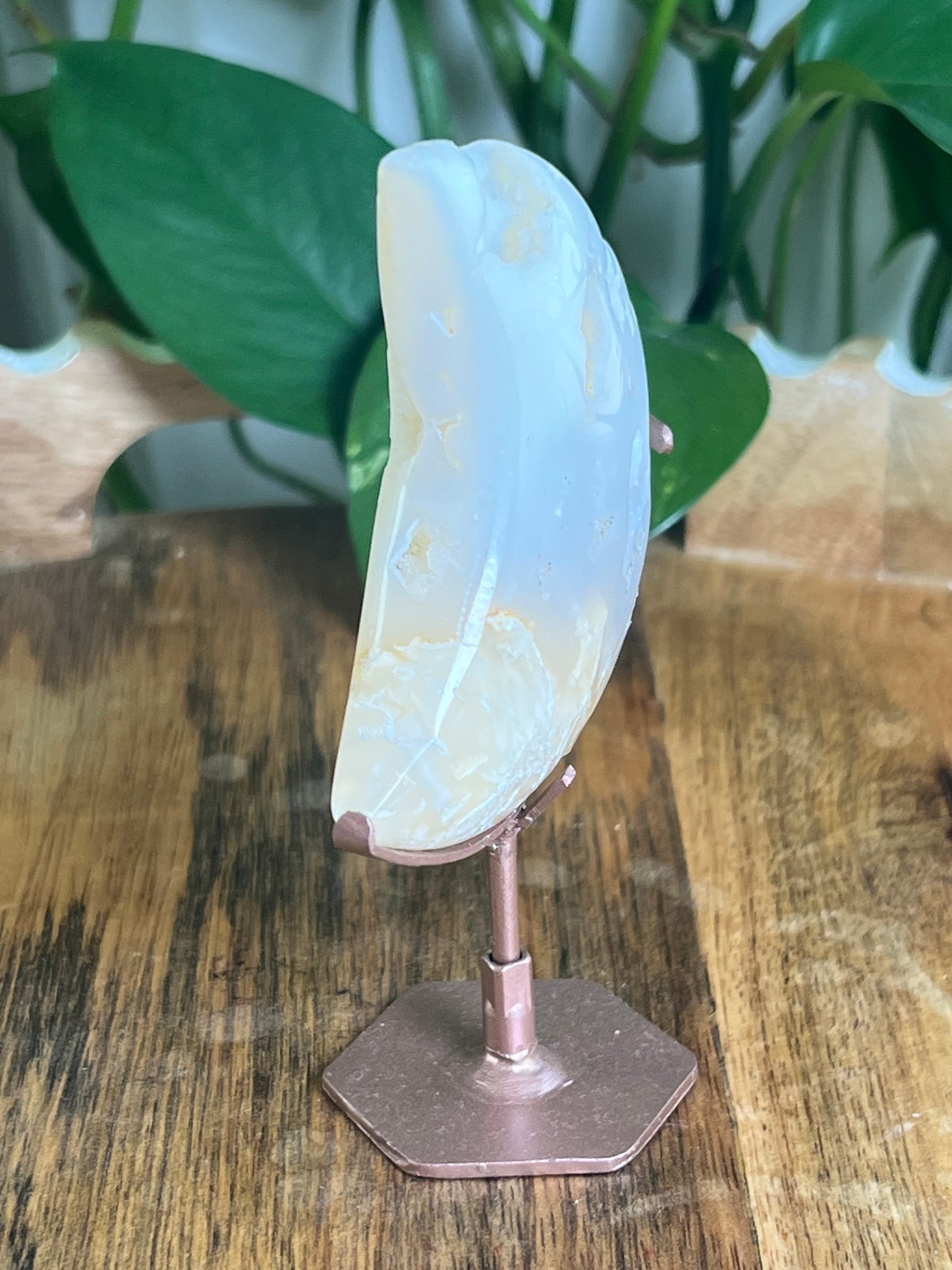White Plume Agate Moon: RR