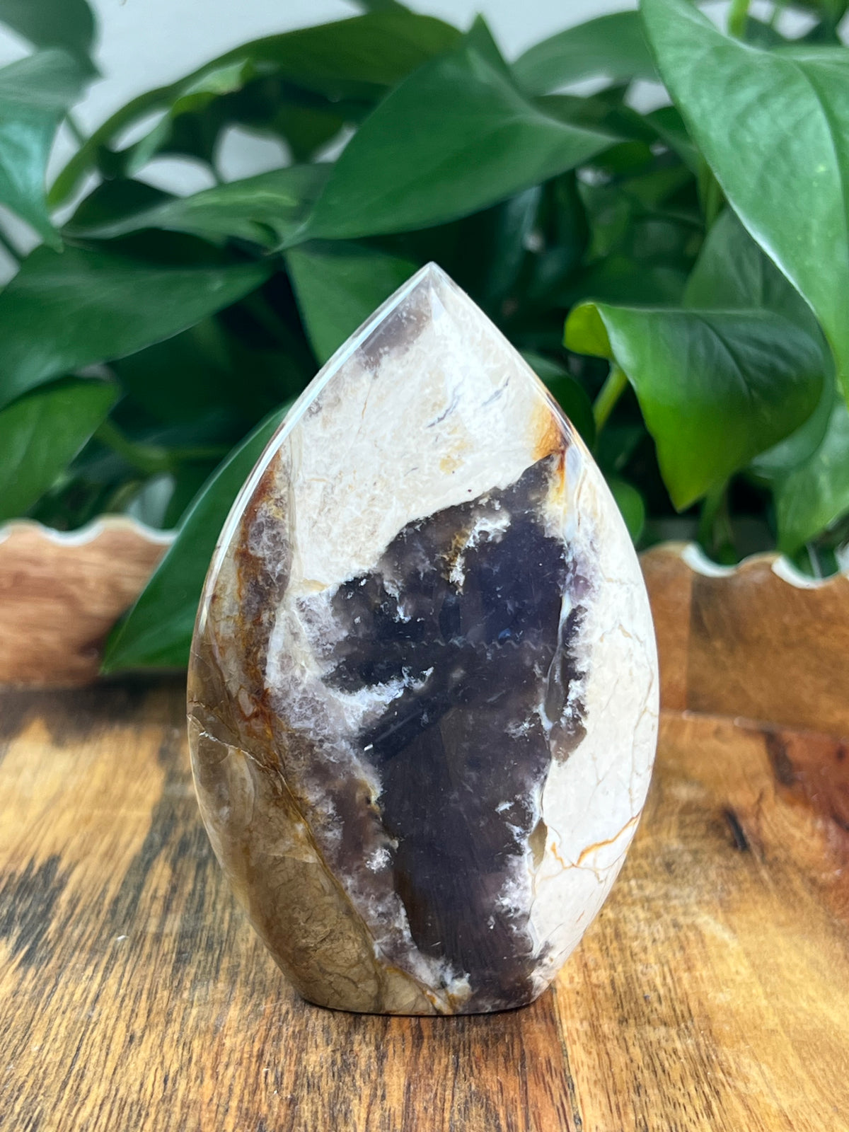 Purple Chalcedony Flame: AB