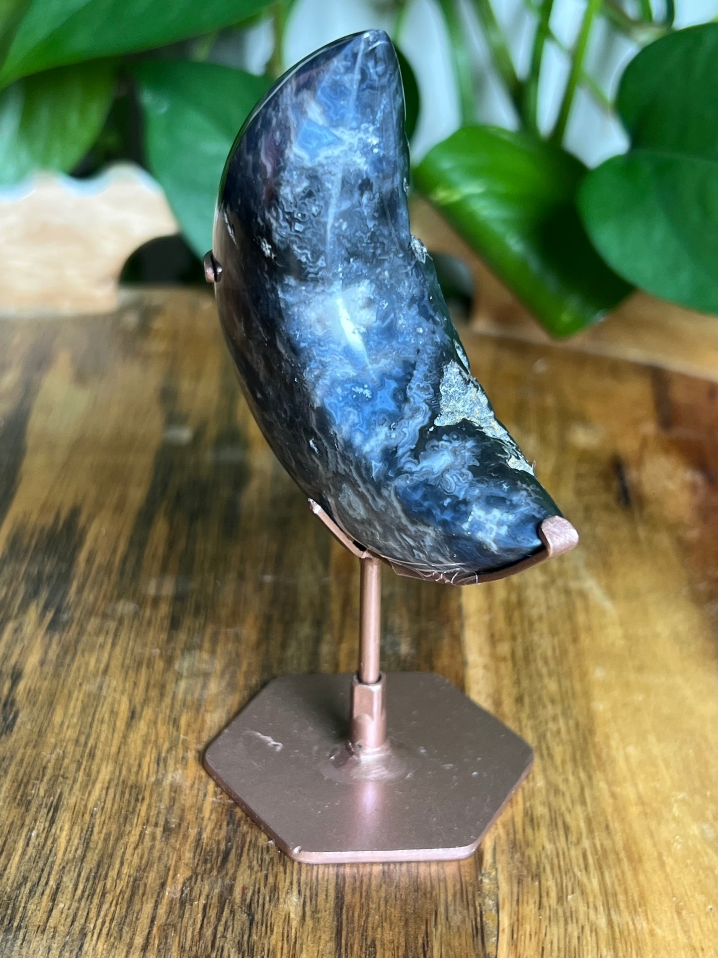 Blue Plume Agate Moon VK