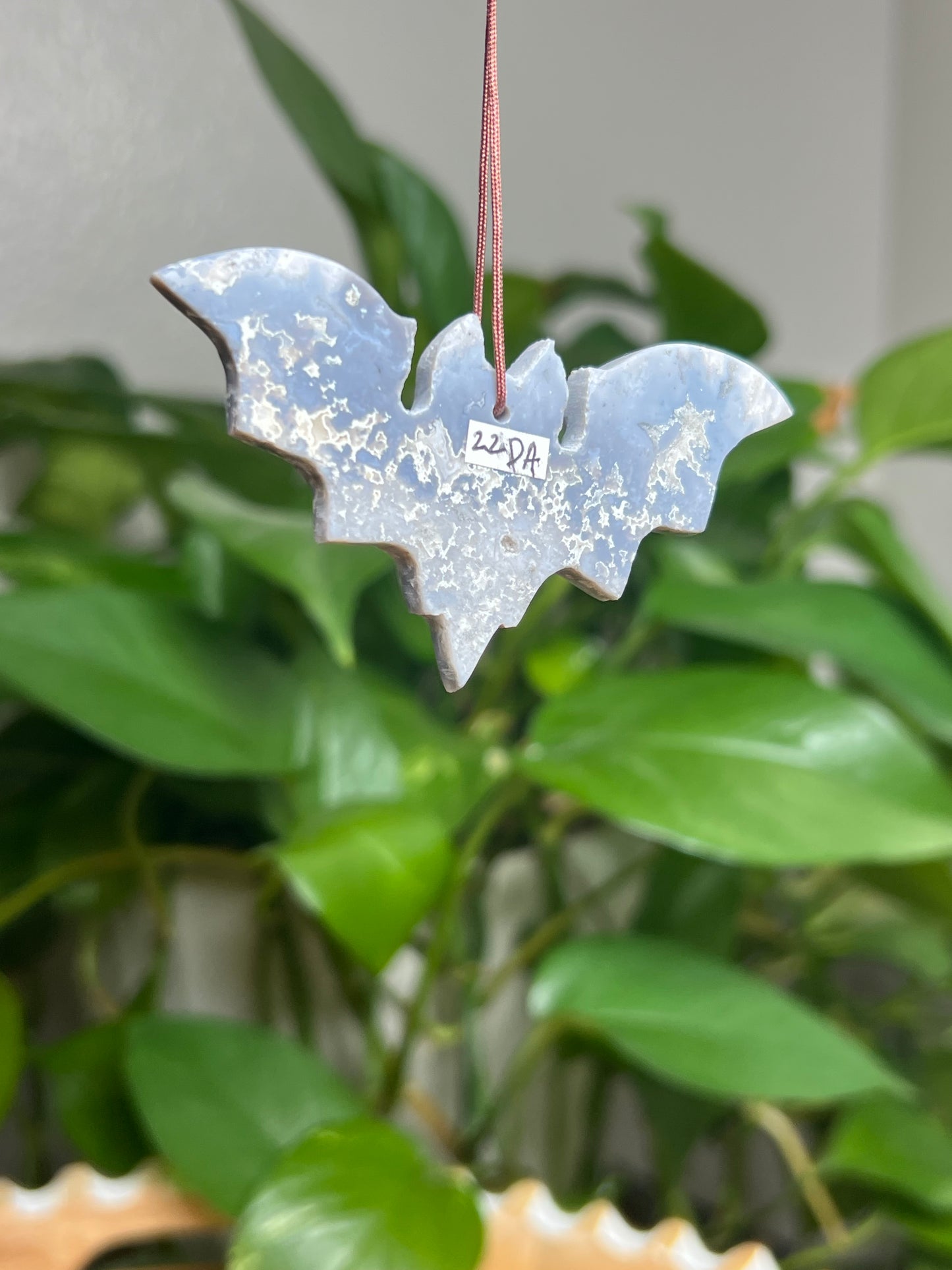 Blue Plume Agate Ornament Bat: DA