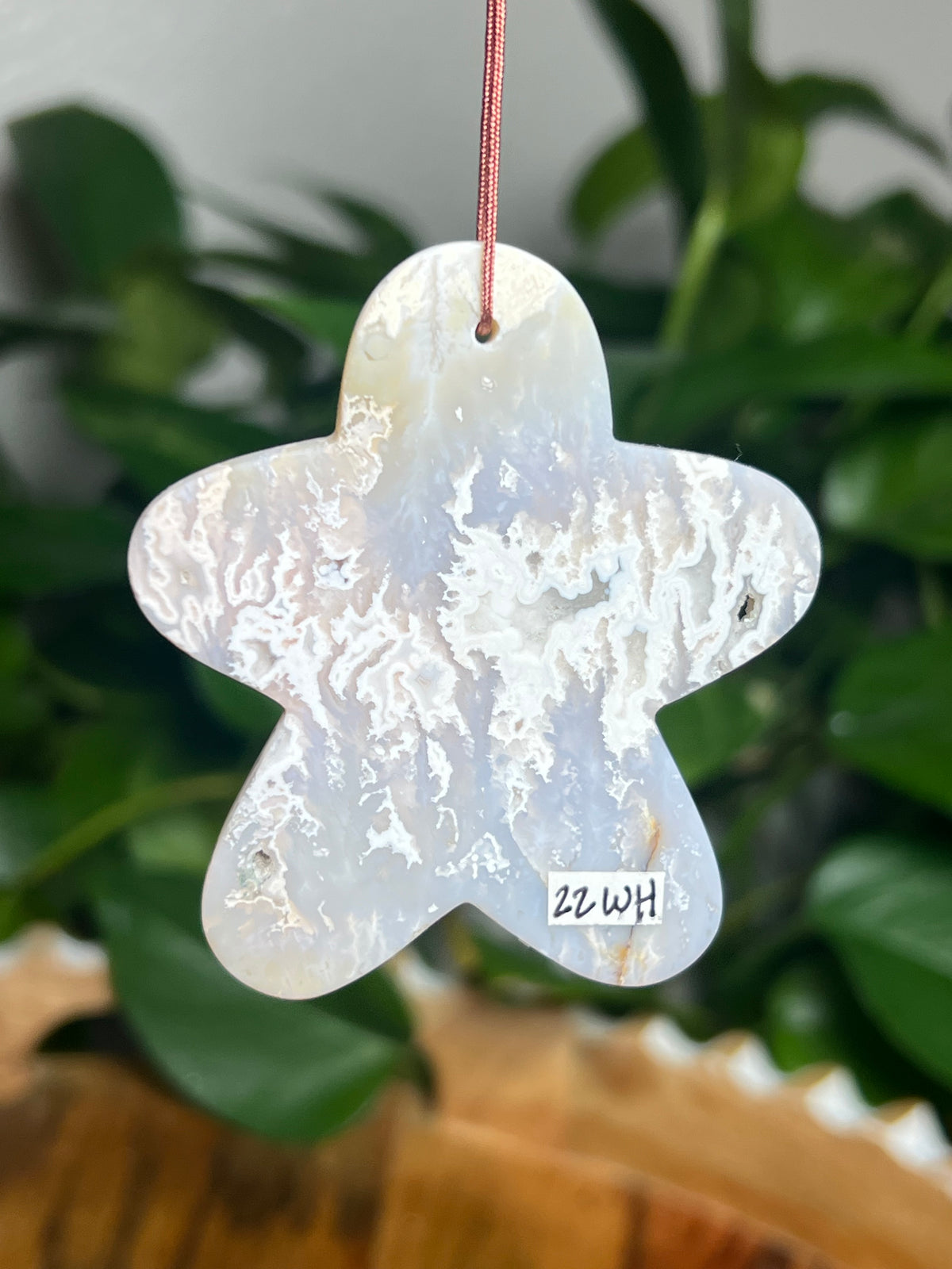 Winter Plume Agate Ornament Gingerbread: WH