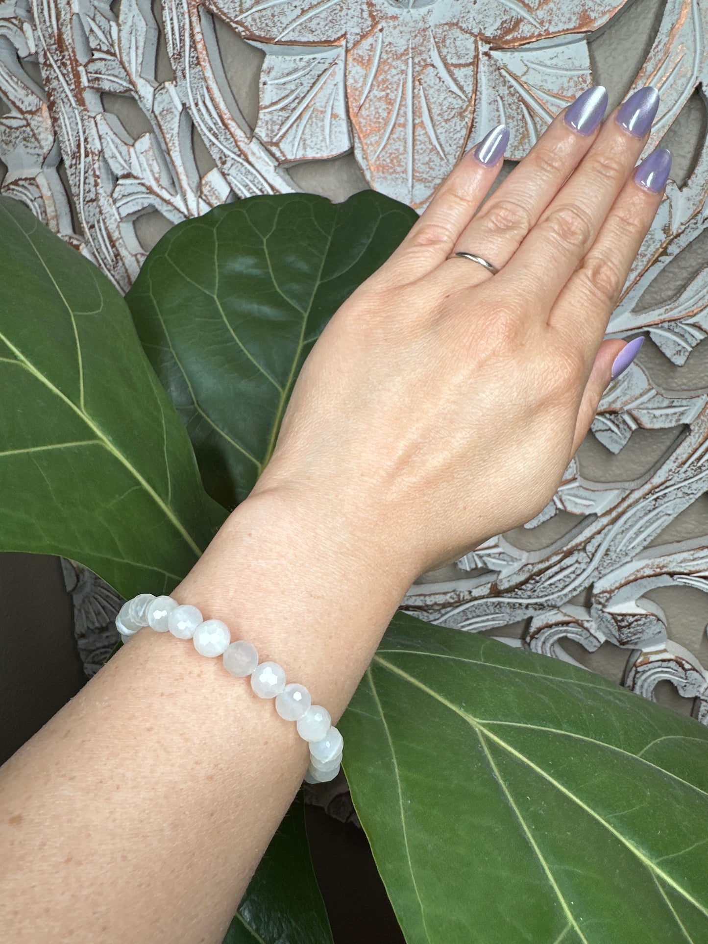 Facetes Moonstone Beaded Bracelet (8mm)