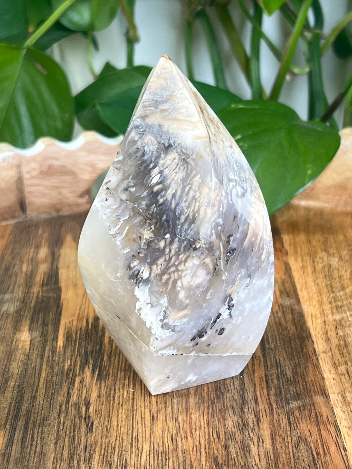 Dendritic Tiger Agate Flame: BA