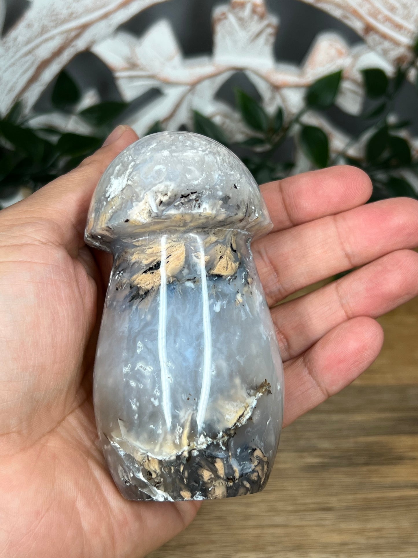 Dendritic Tiger Agate Mushroom