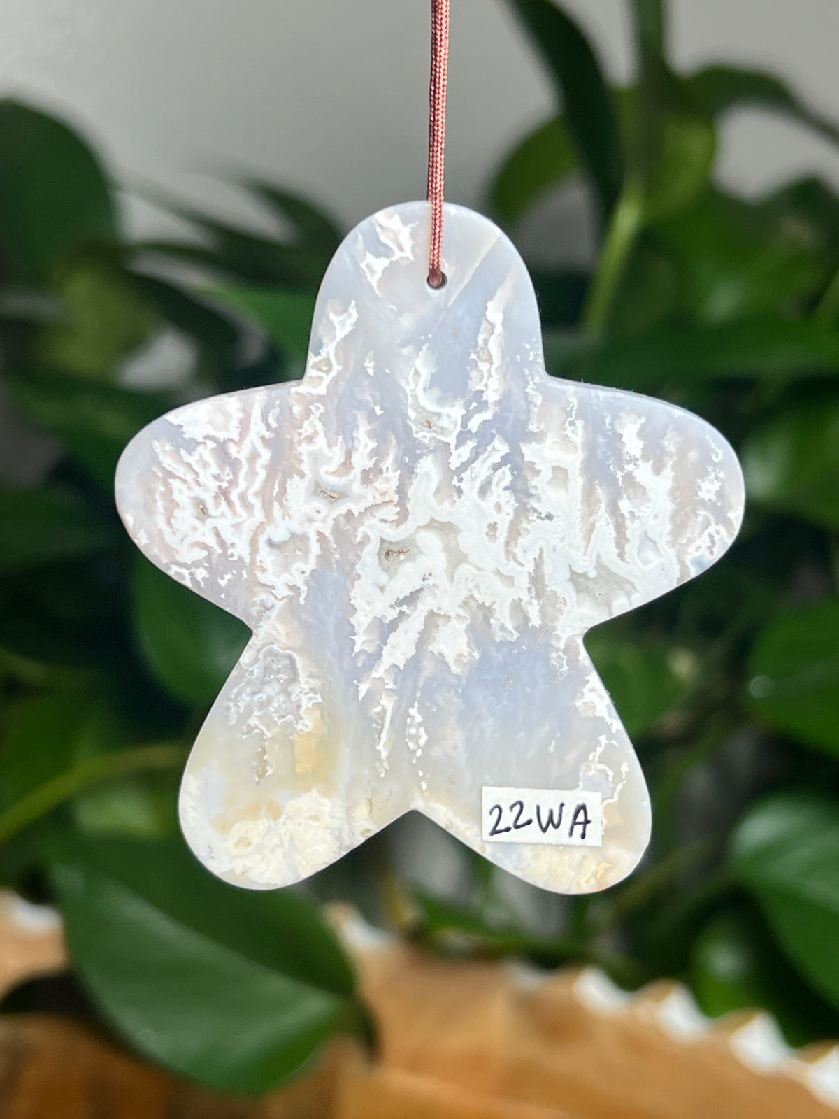 Winter Plume Agate Ornament Gingerbread: WA