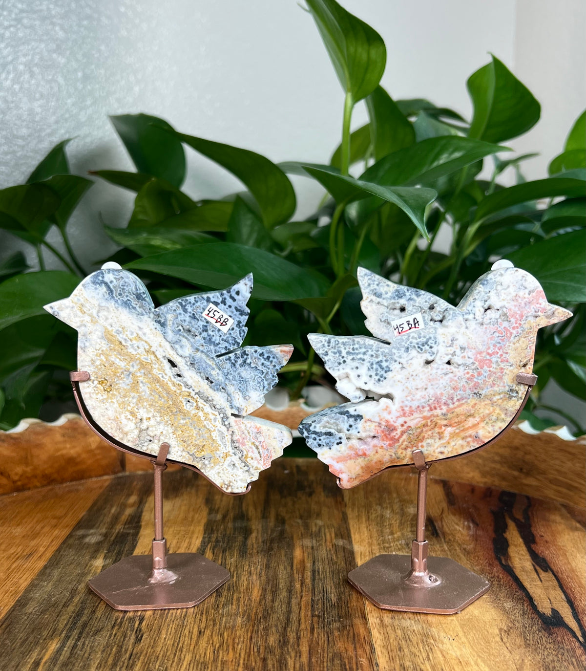 Sea Jasper On Metal Stand Birds