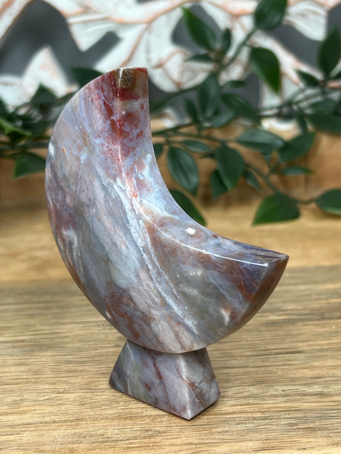 River Jasper Moon stand