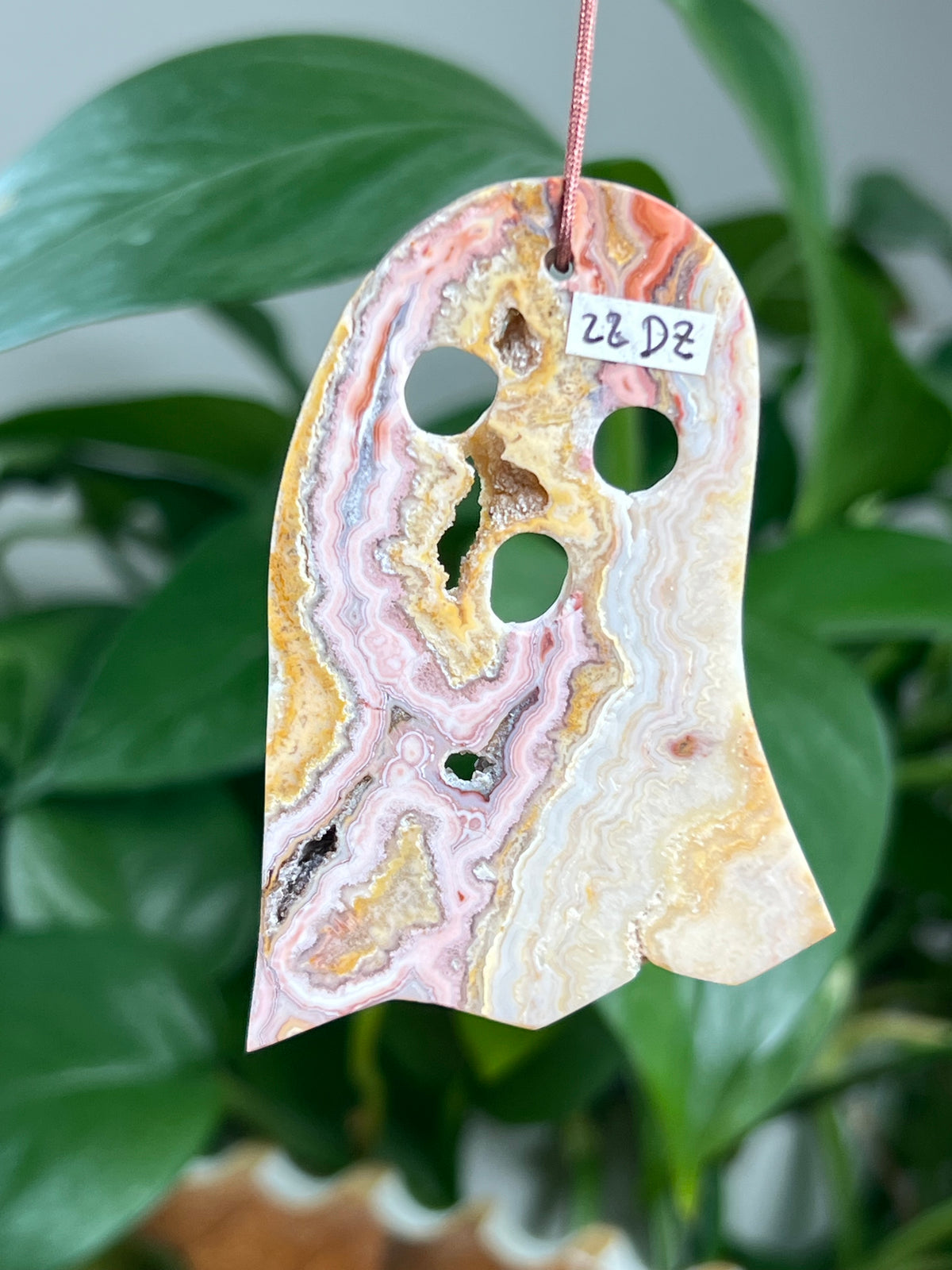 Crazy Lace Agate Ornament Ghost: DZ