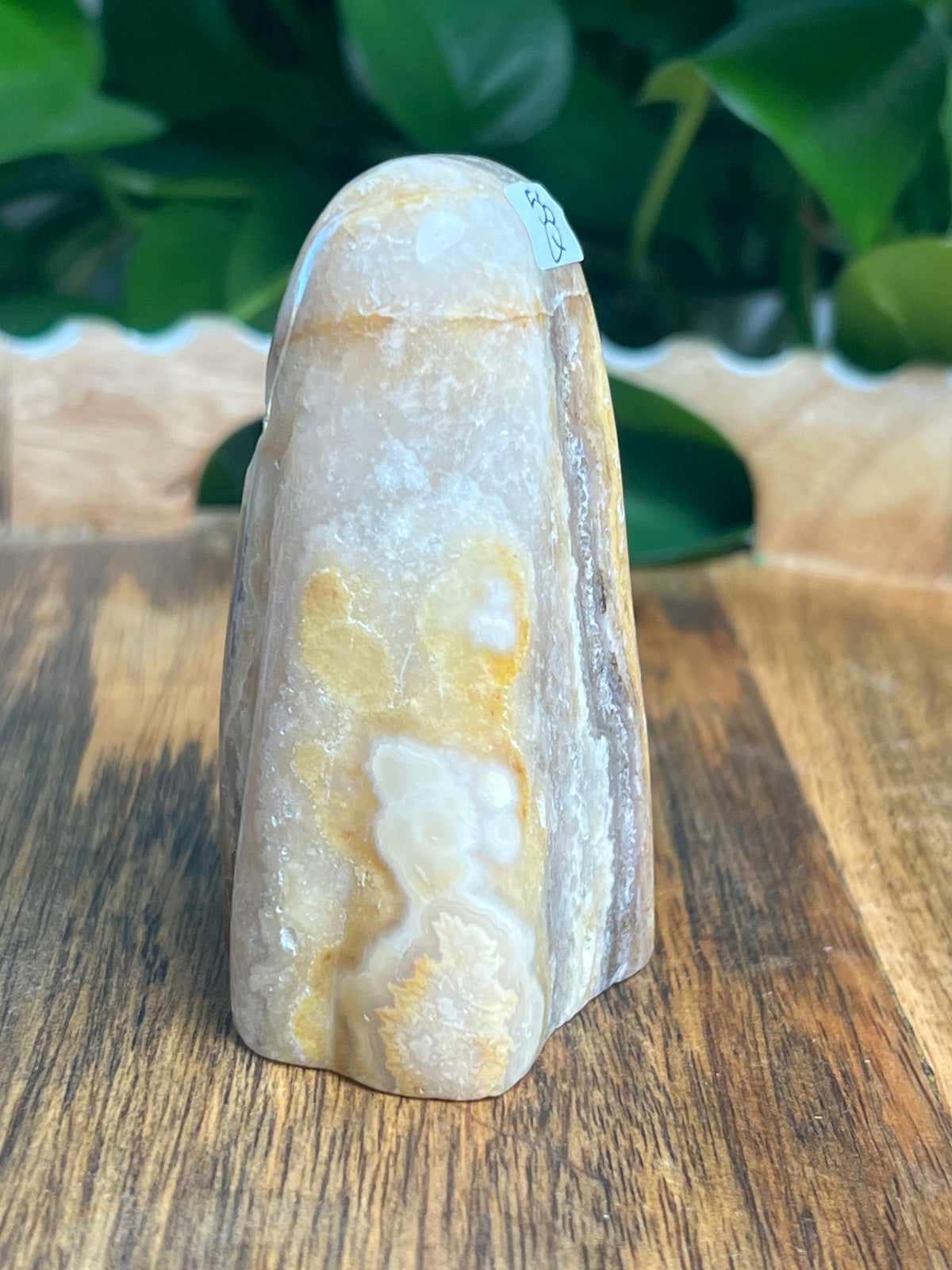 Crazy Lace Agate Ghost: Q