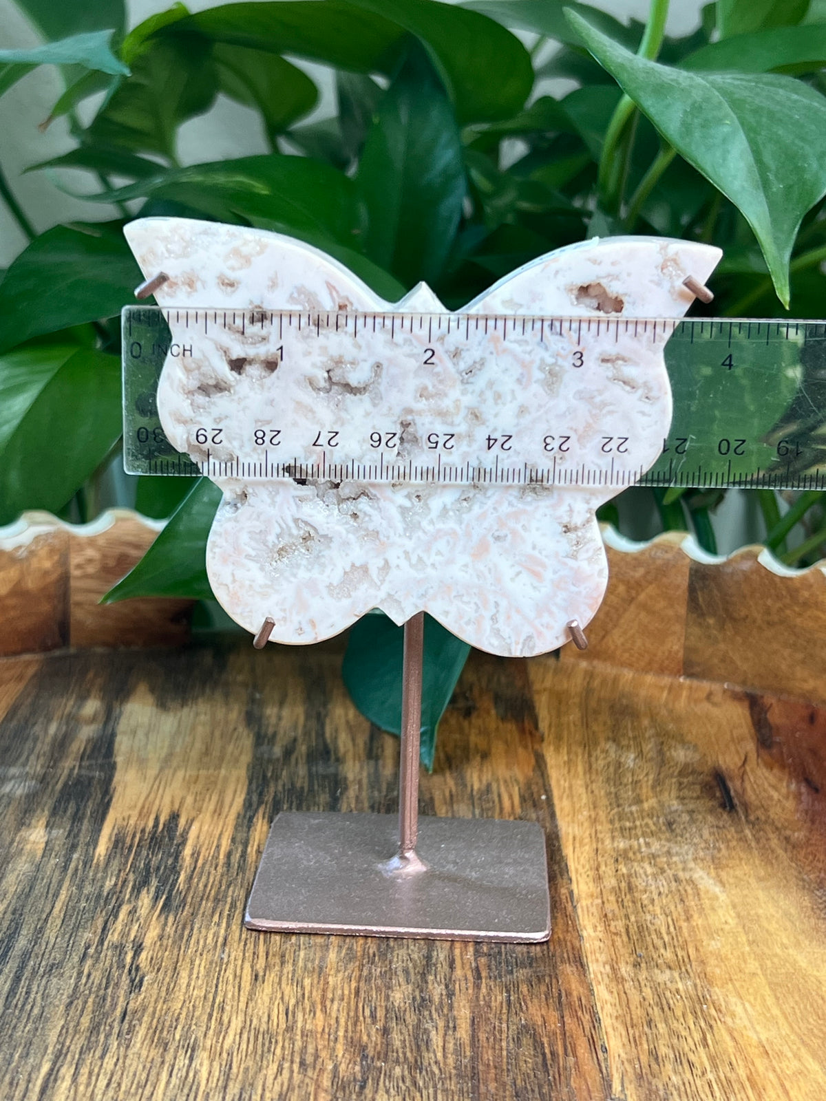 Pink Carnelian Butterfly: DO