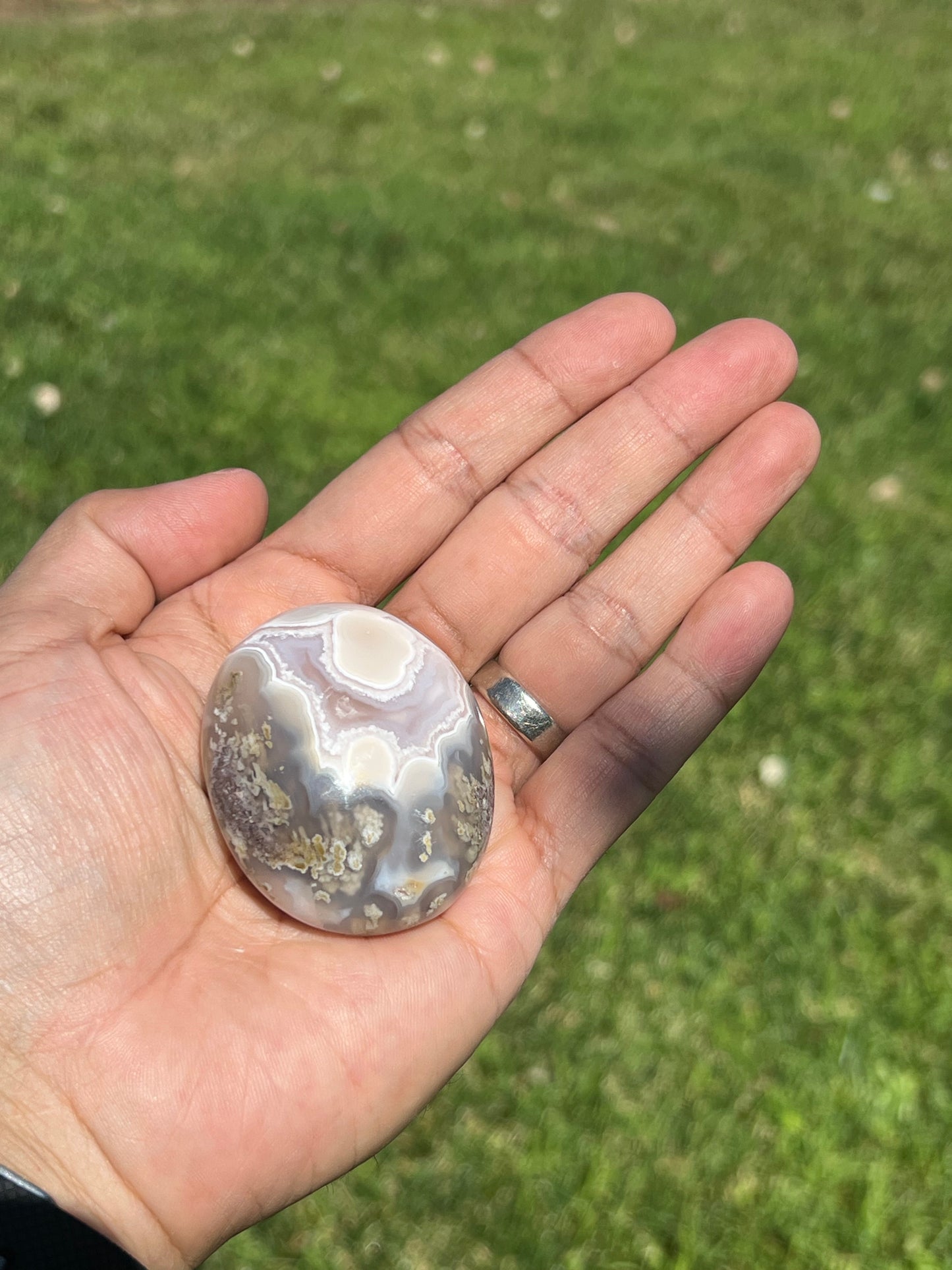 Scenic Moss Agate Palmstone BU
