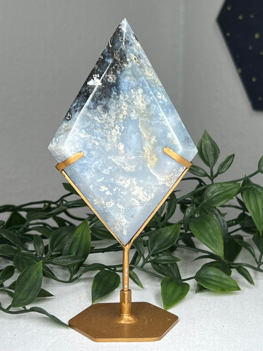 Blue Plume Agate Diamond