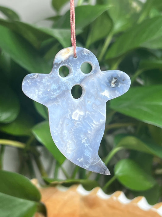 Blue Plume Agate Ornament Ghost: CF