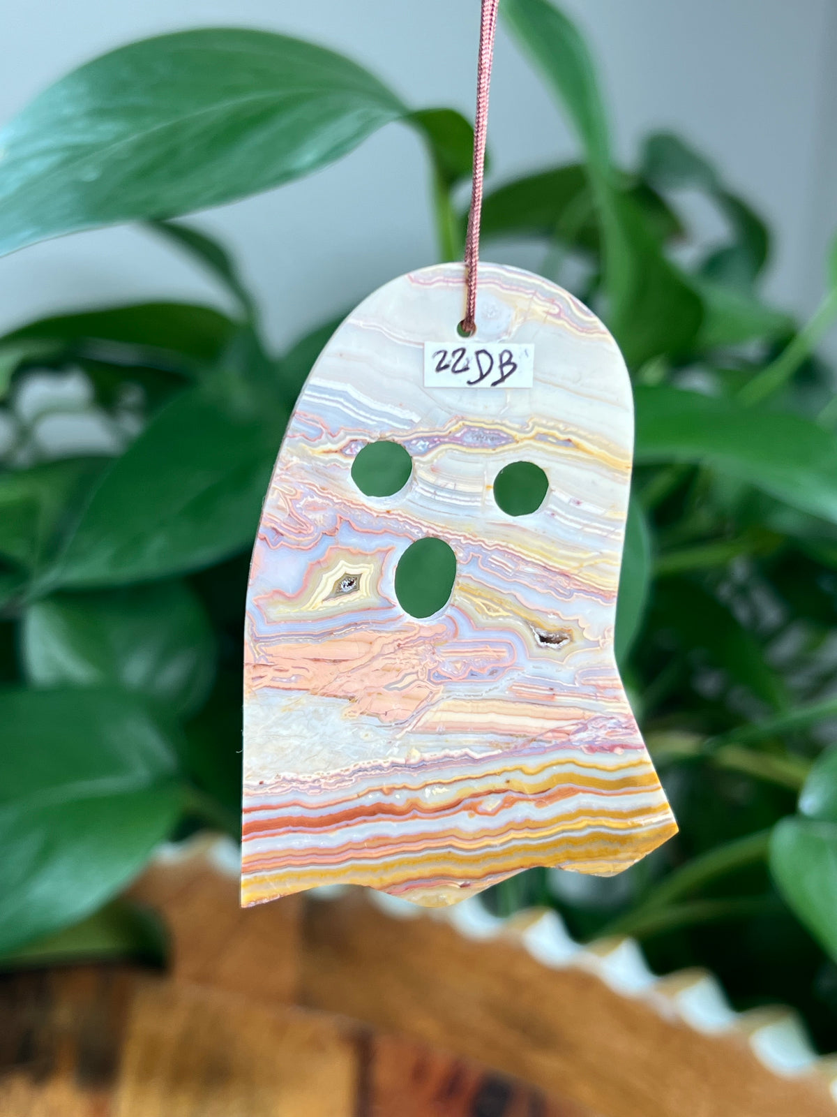 Crazy Lace Agate Ornament Ghost: DB