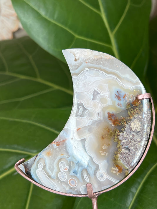 Scenic Moss Agate Moon