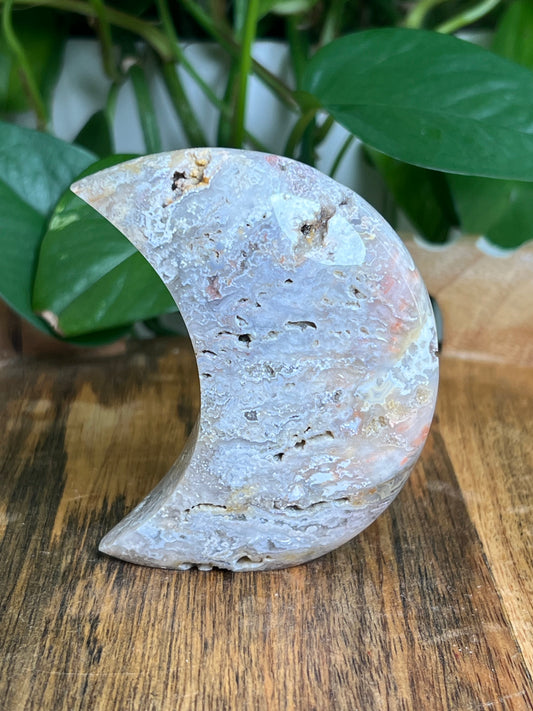 Sumatra Plume Agate Self-Standing Moon: SB