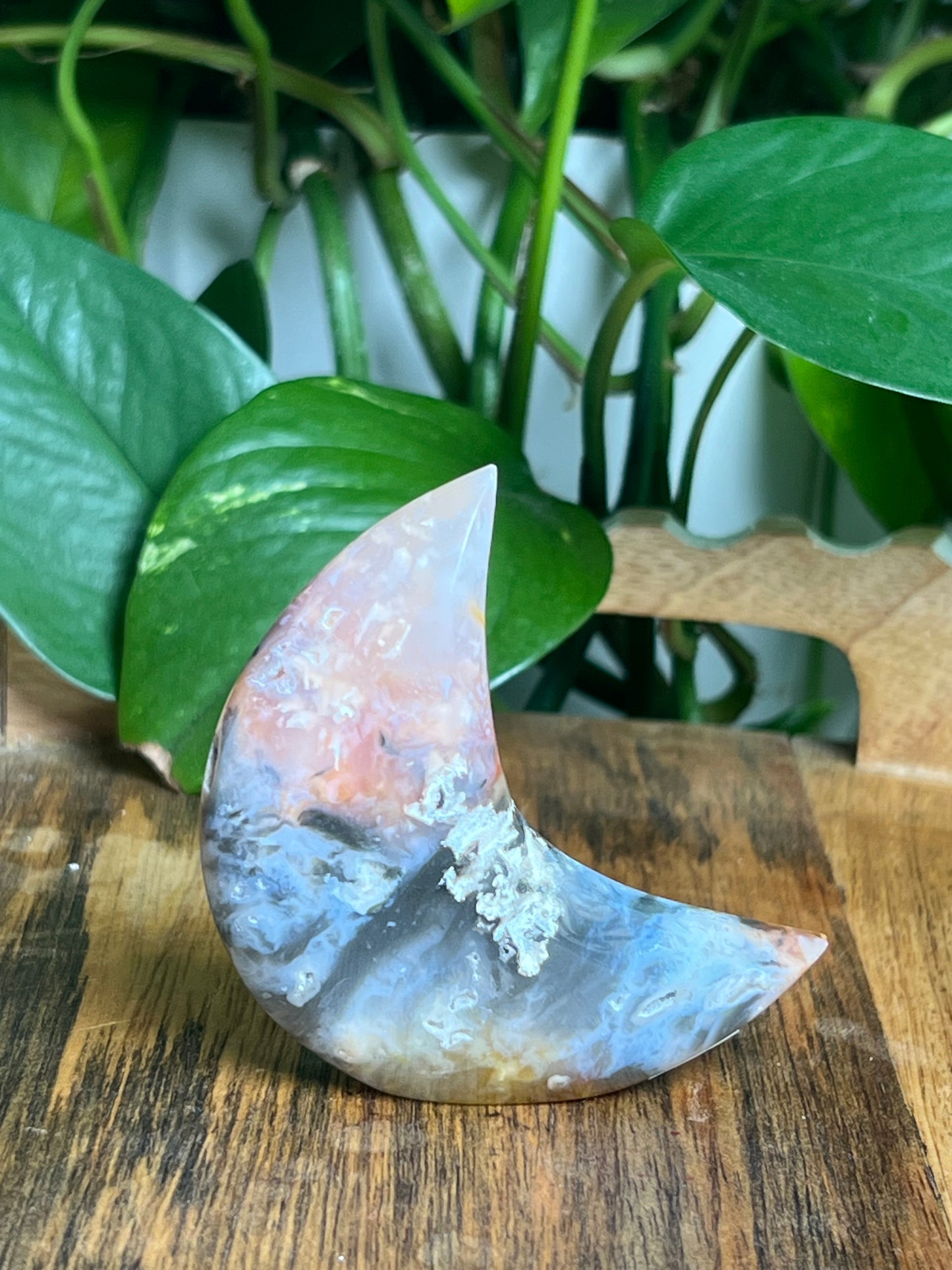 Rainbow Plume Agate Self-Standing: F