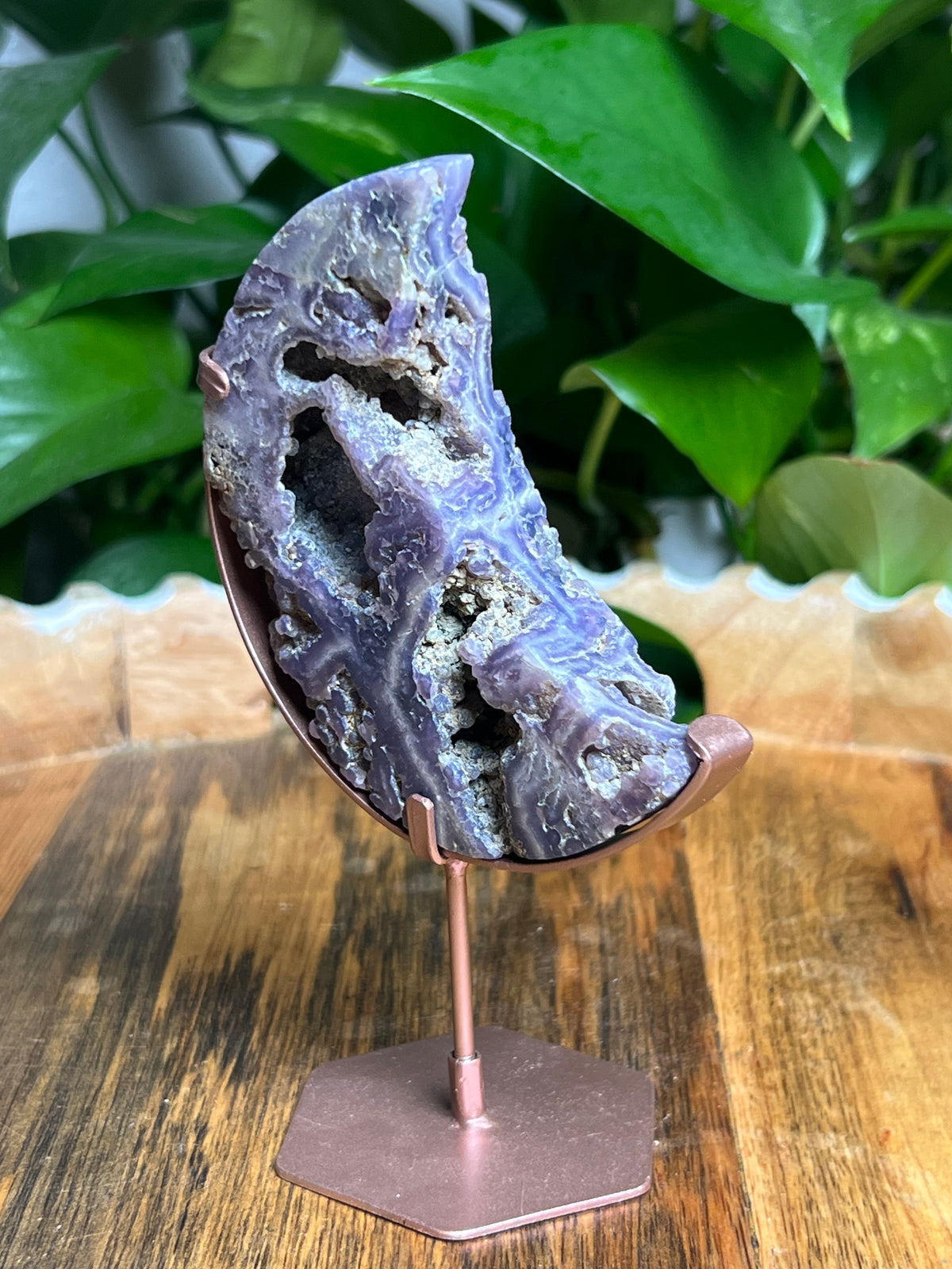 Grape Agate Moon: AK