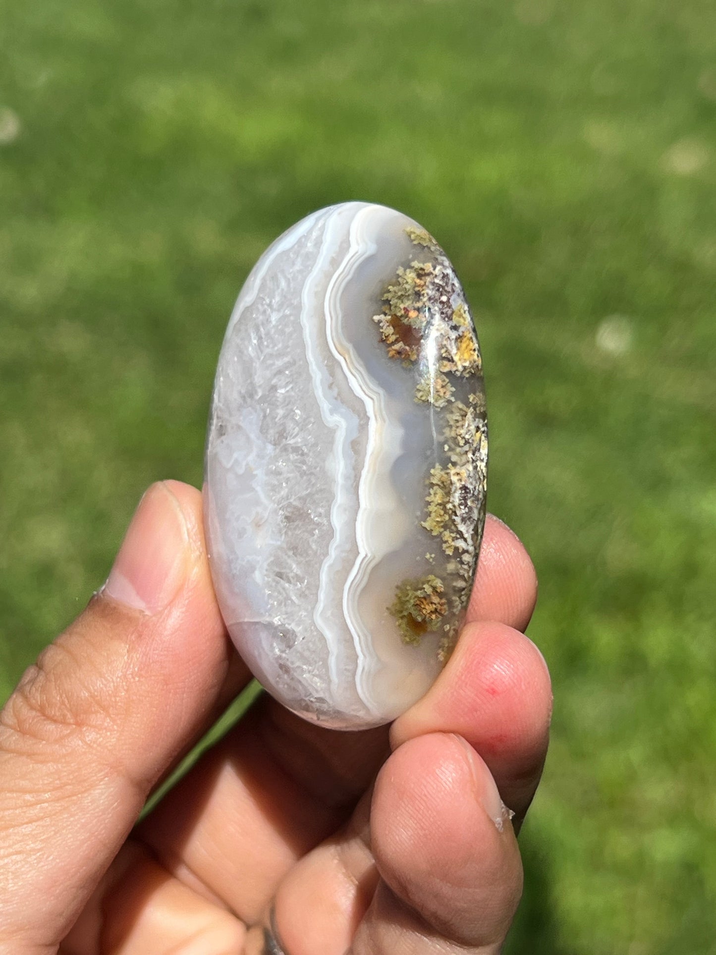 Scenic Moss Agate Palmstone PA