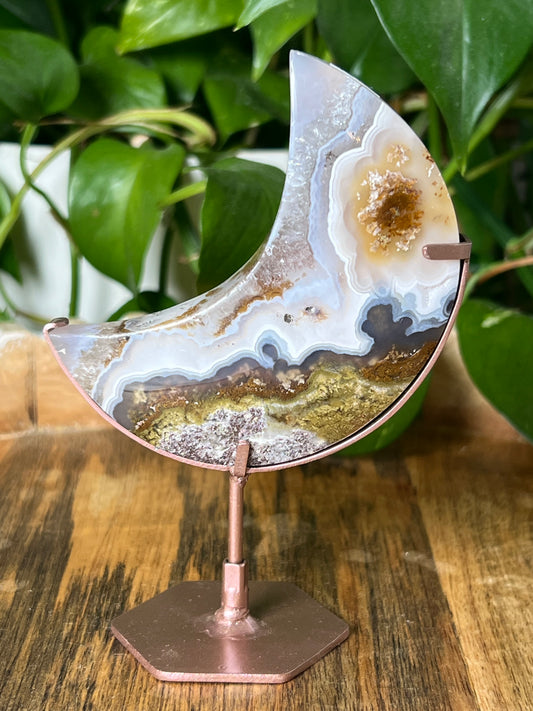 Scenic Moss Agate Moon