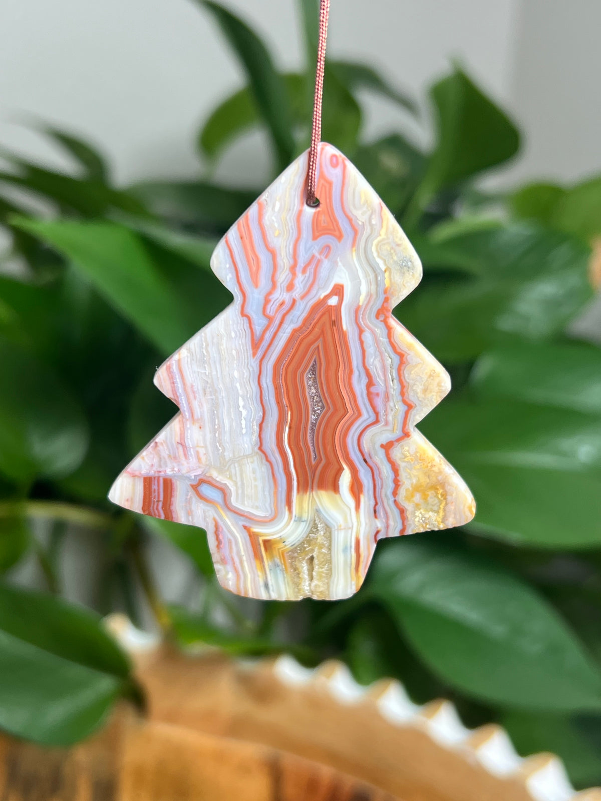 Crazy Lace Agate Ornament Tree: LA