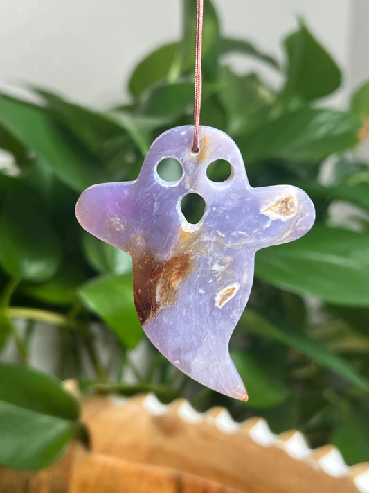 Purple Chalcedony Ornament Ghost: K