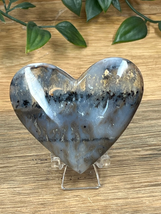 Dendritic Tiger Agate Heart