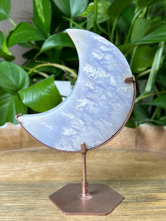 Winter Plume Agate Moon