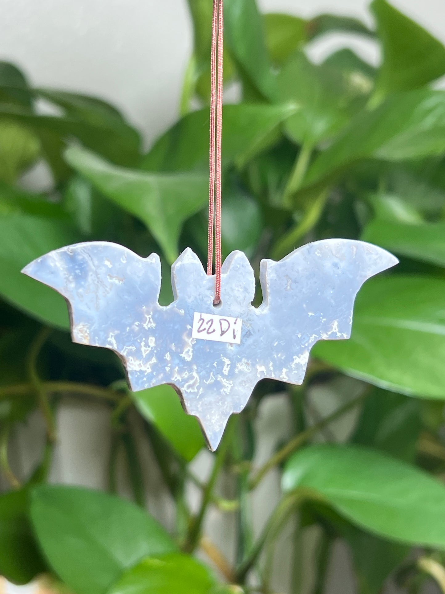 Blue Plume Agate Ornament Bat: Di