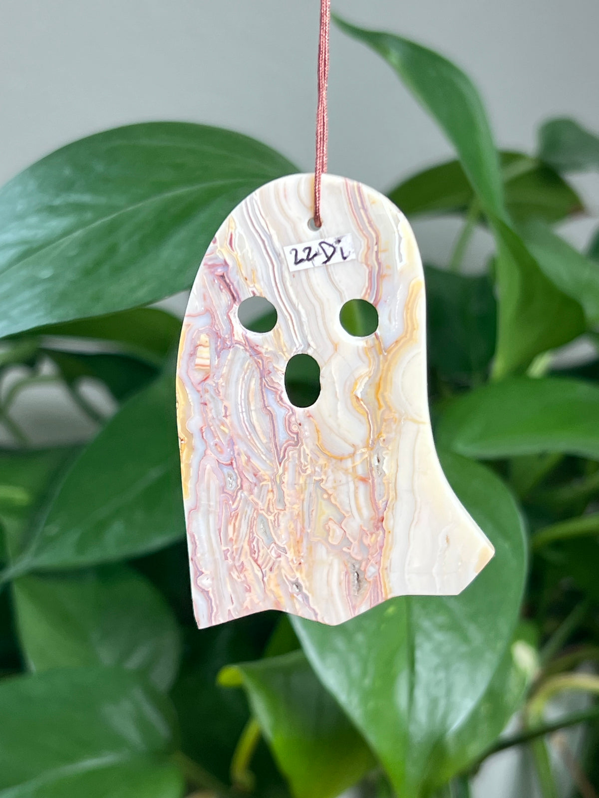 Crazy Lace Agate Ornament Ghost: Di