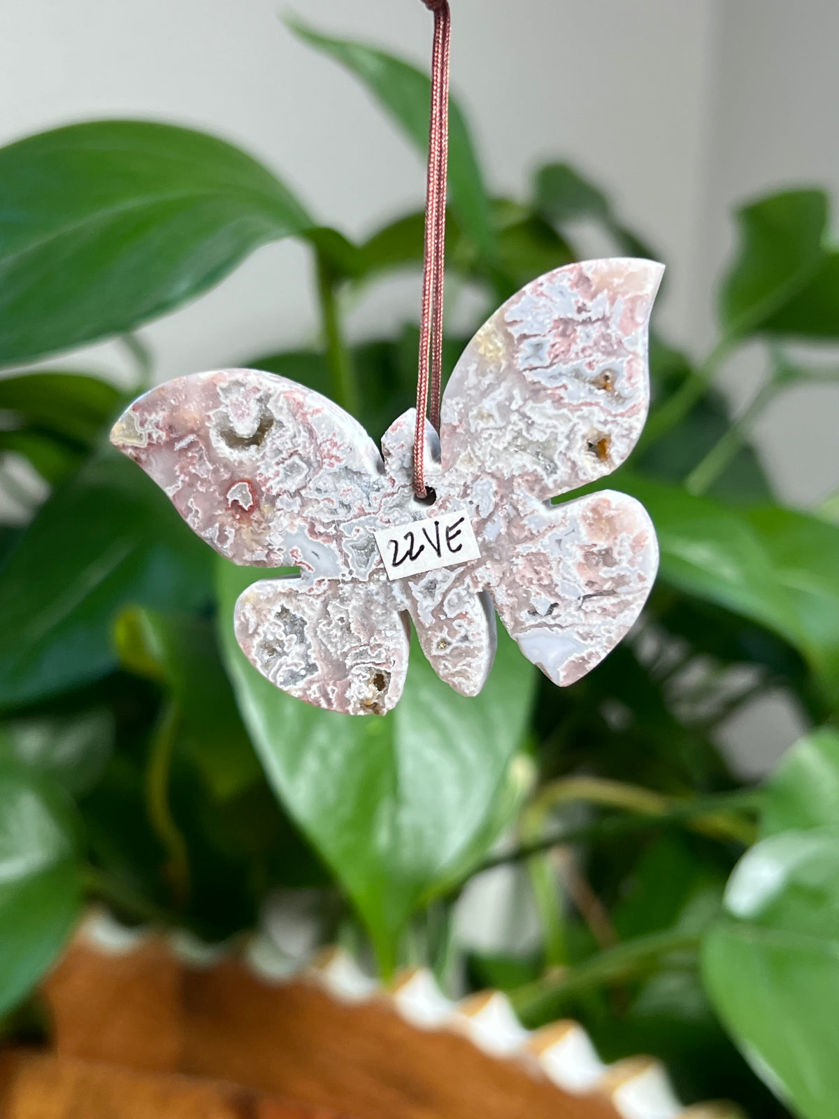 Sumatra Plume Agate Ornament Butterfly: VE