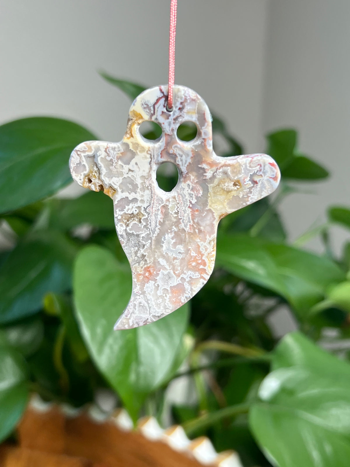 Sumatra Plume Agate Ornament Ghost: E
