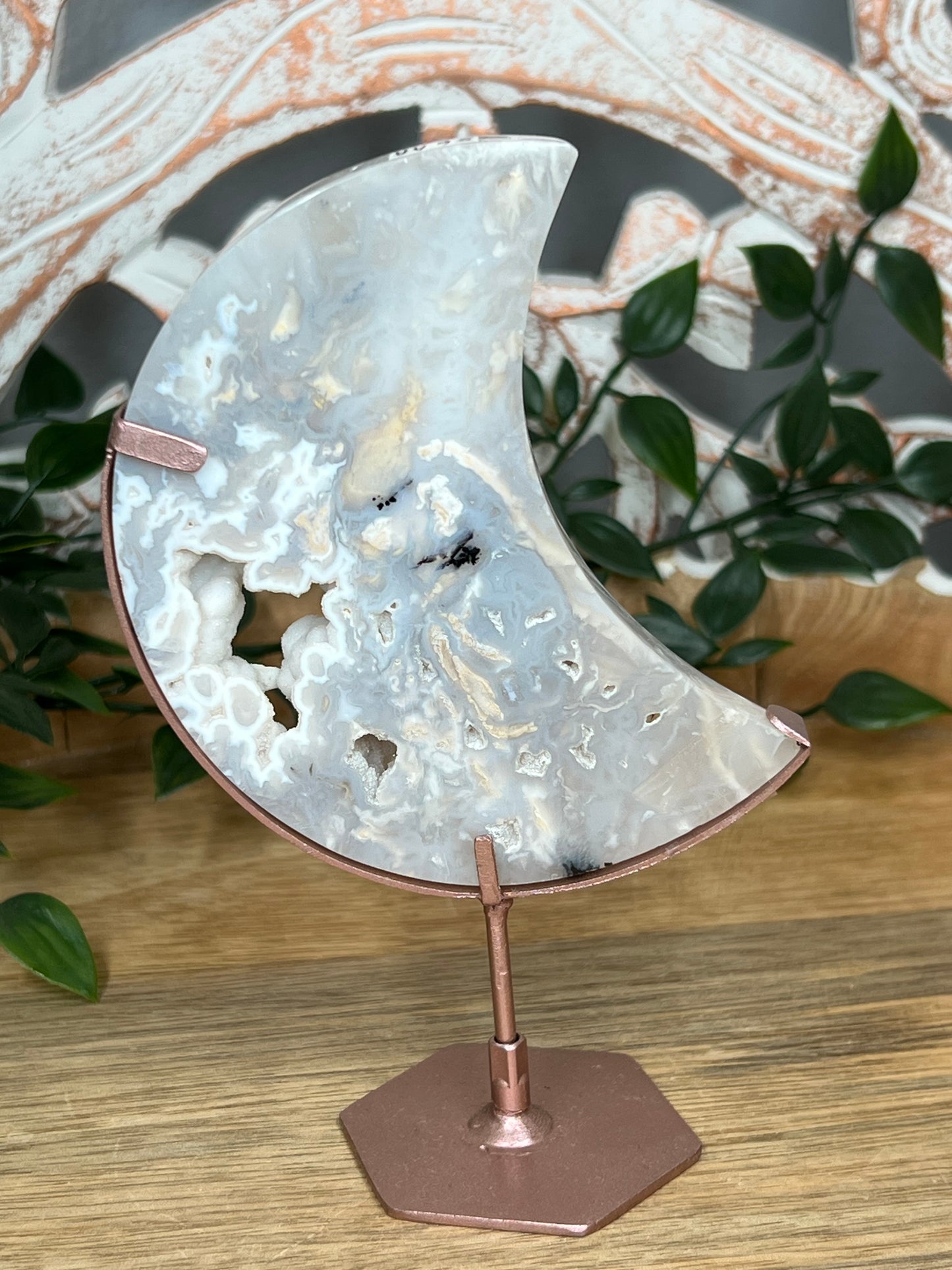 Dendritic Tiger Agate Moon