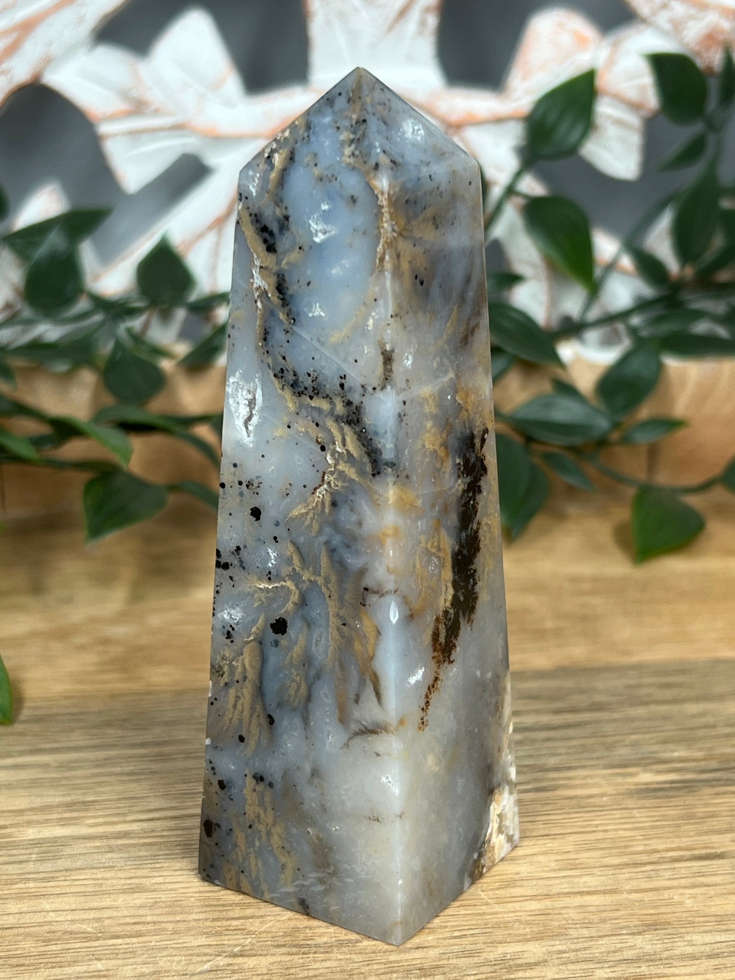 Dendritic Tiger Agate Tower