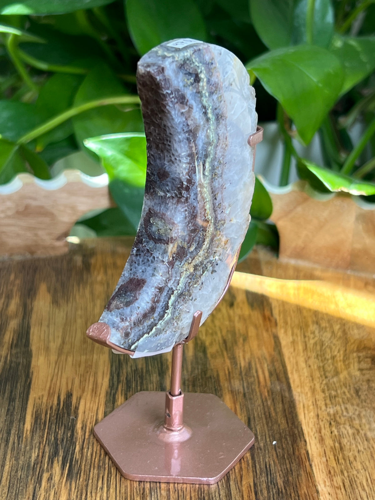 Amethyst Agate Moon: Q