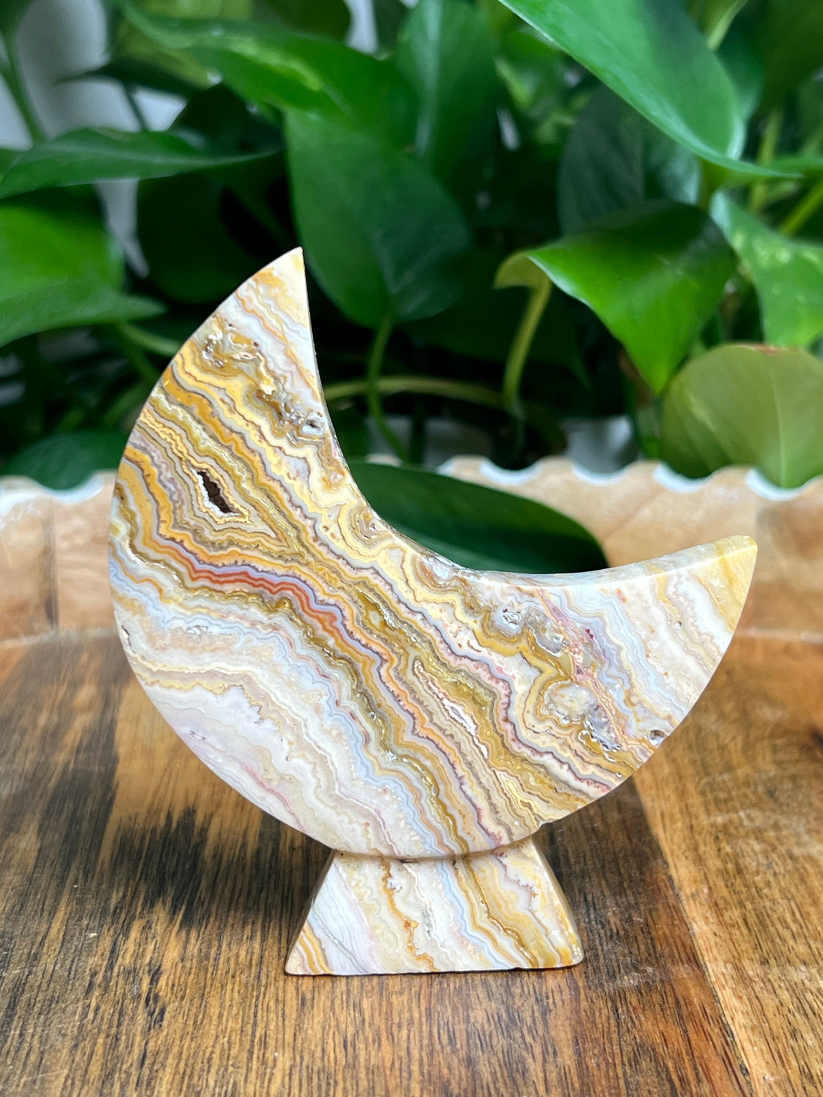 Crazy Lace Agate Self Standing Moon: CD