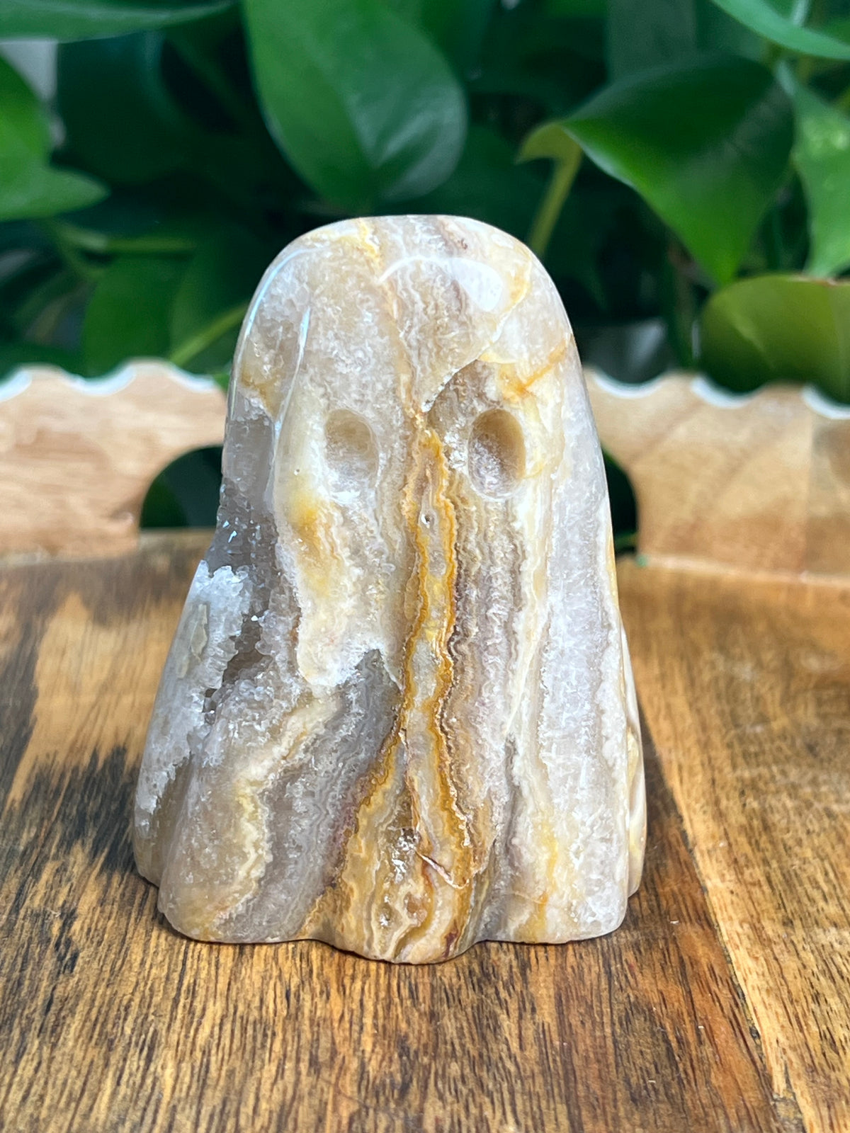 Crazy Lace Agate Ghost: Q