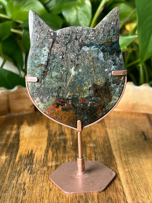 Mossy Jasper Cat