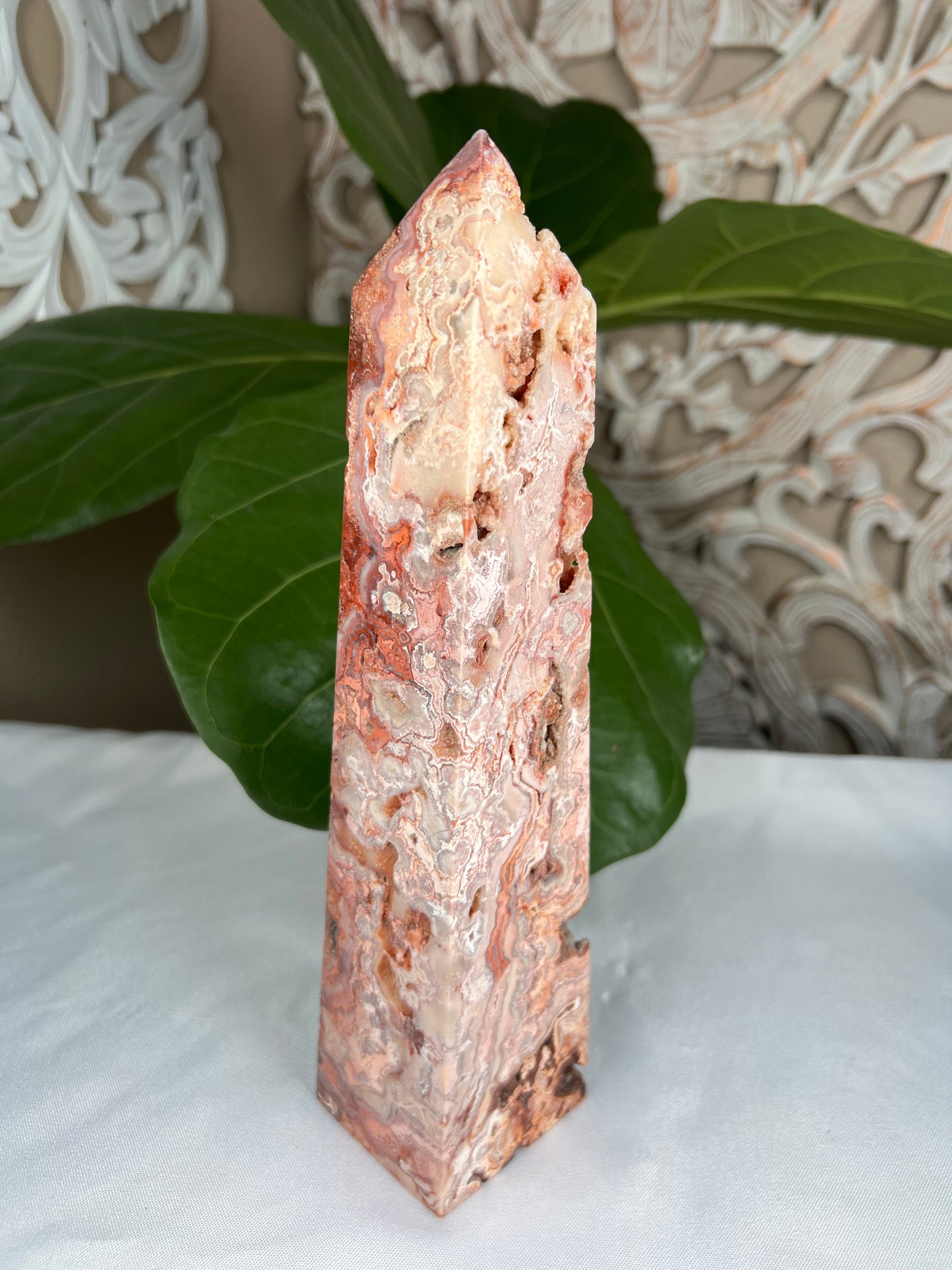 Cray Lace Agate Tower
