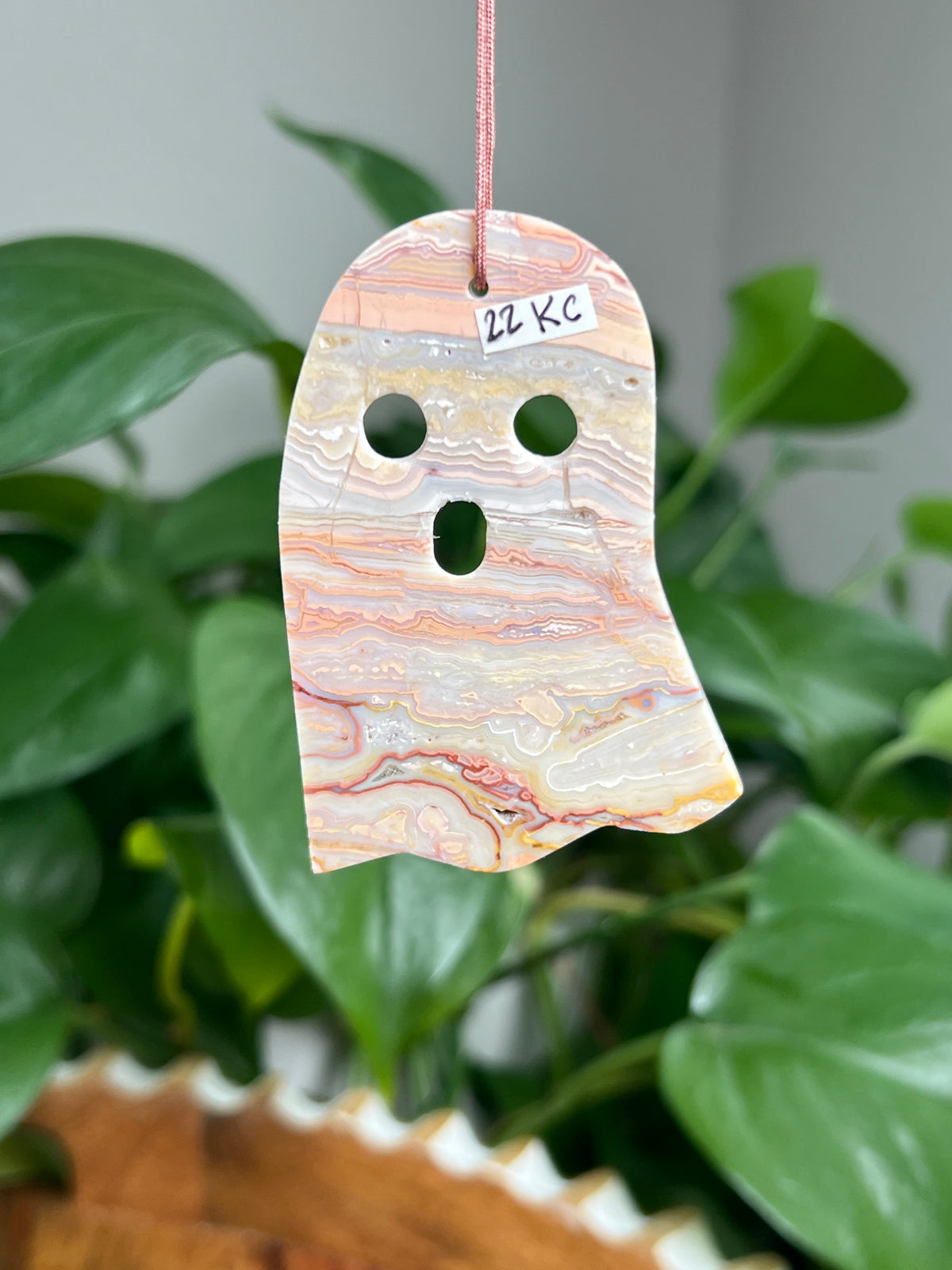 Crazy Lace Agate Ornament Ghost: KC