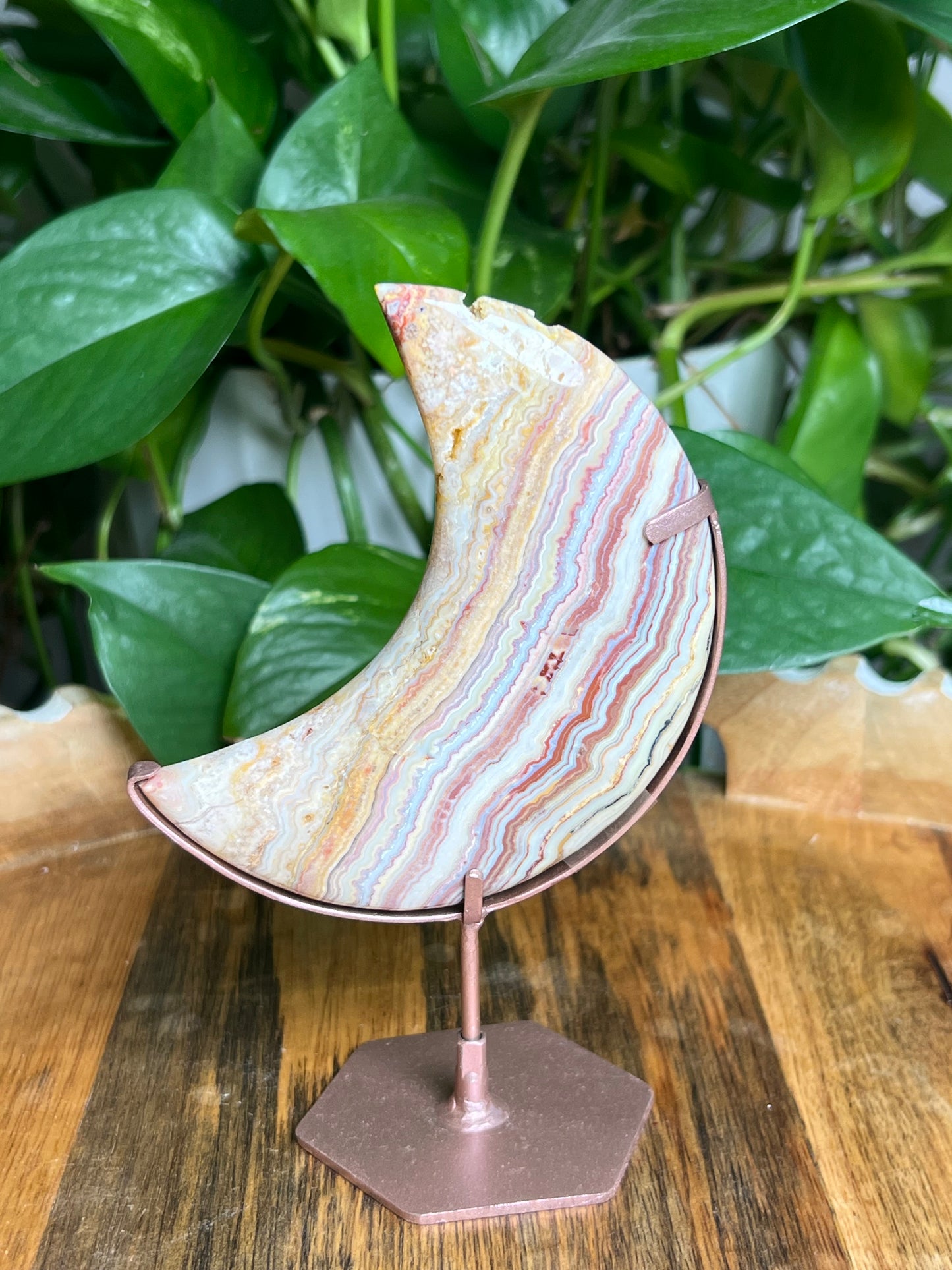 Crazy Lace Agate Moon: MO