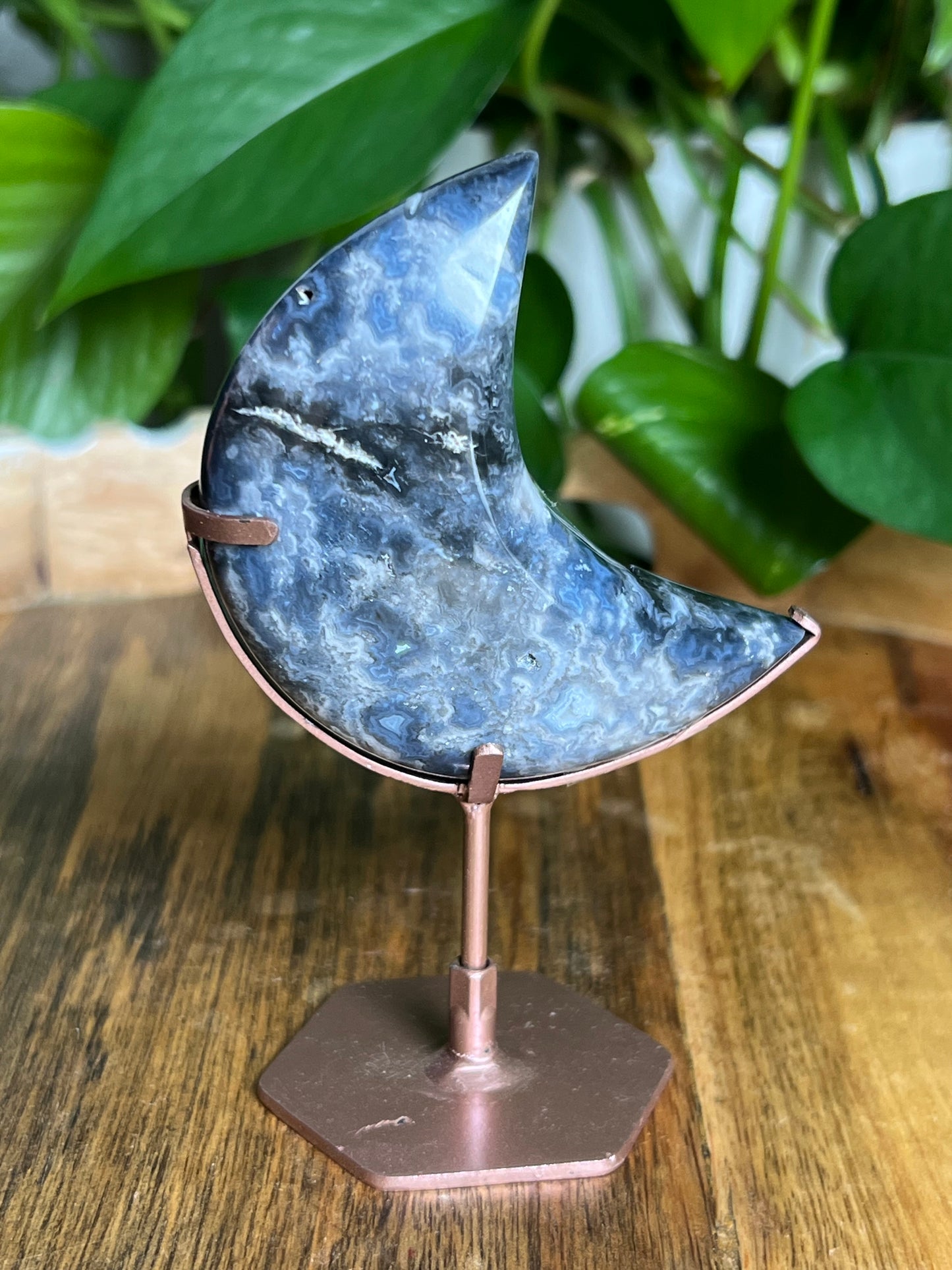 Blue Plume Agate Moon VK
