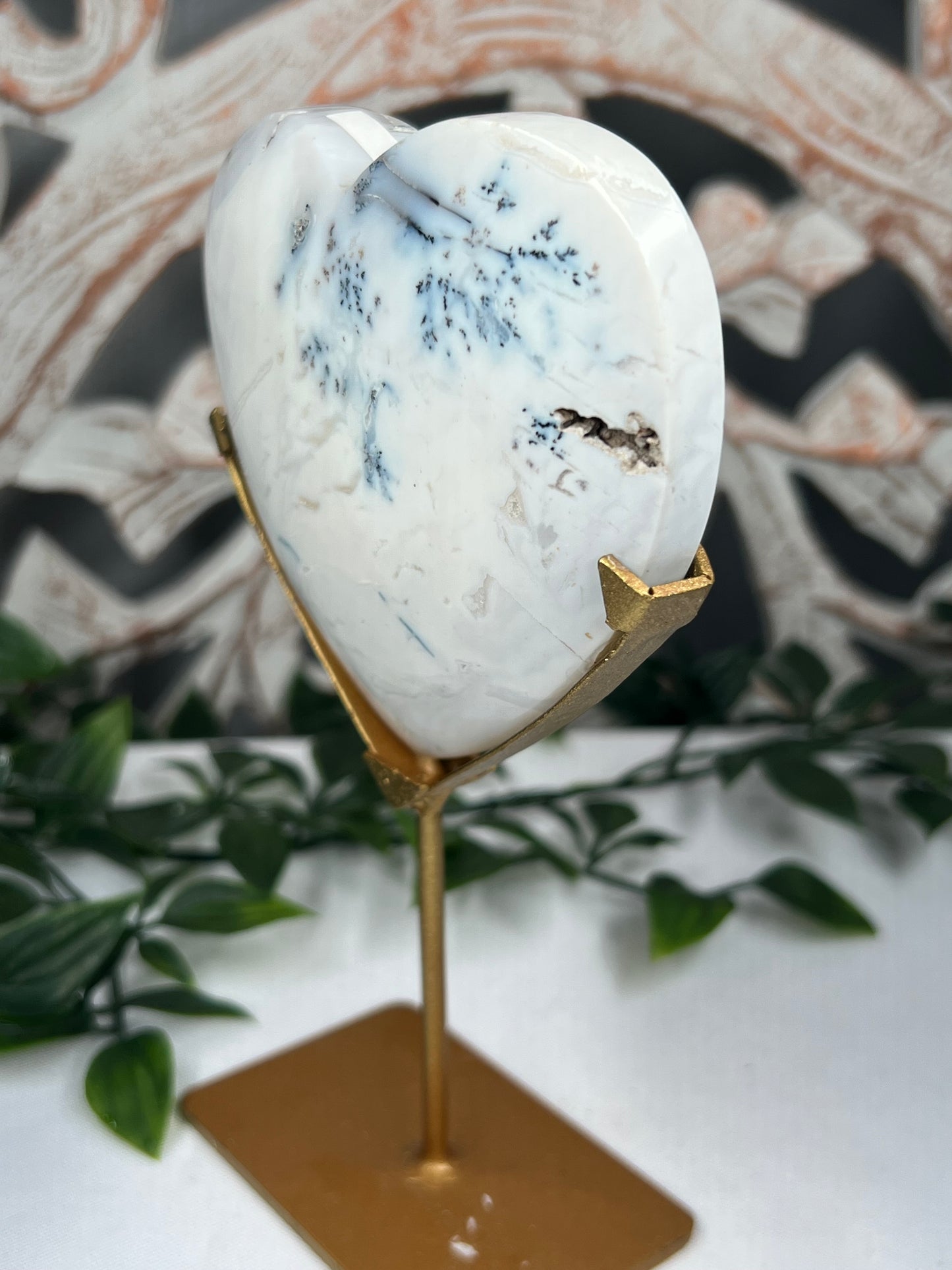 Dendritic Agate Heart