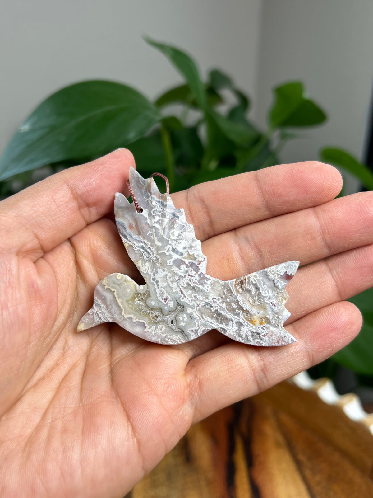 Sumatra Plume Agate Ornament Hummingbird: PH
