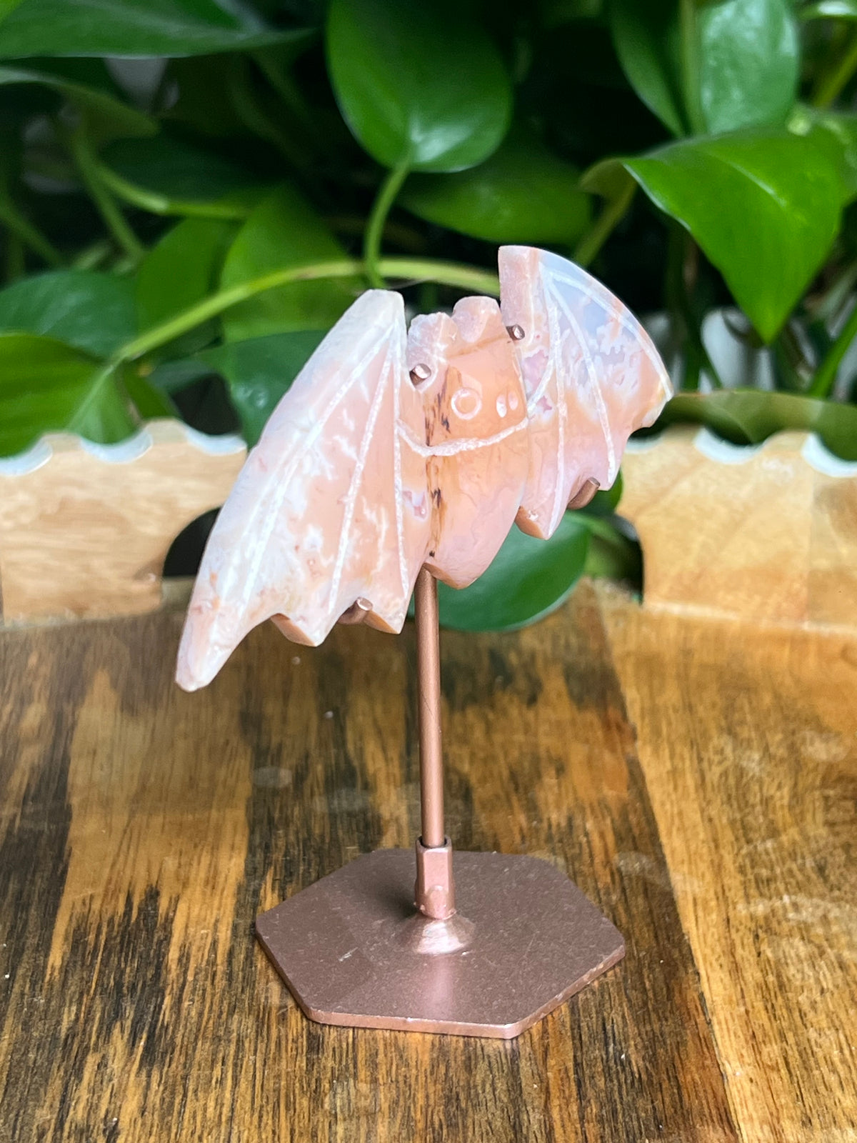 Pink carnelian Bat: MK
